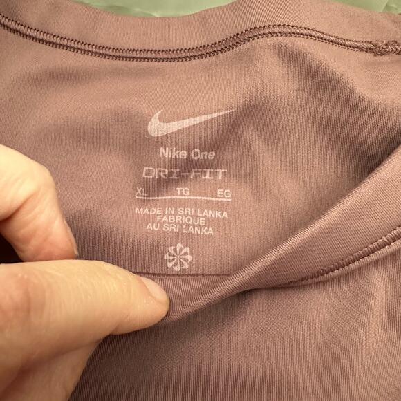 Nike Mauve Tank Top - Picture 2 of 5